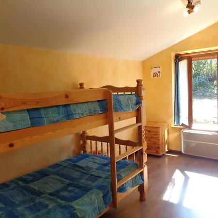Familial Avec Piscine, Jardin Clos Et Jeux Pour Enfants - - Fr-1-496-21 * Saint-Haon-le-Chatel