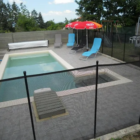 Familial Avec Piscine, Jardin Clos Et Jeux Pour Enfants - - Fr-1-496-21