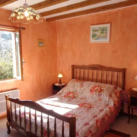 Familial A Avec Piscine Et Animaux Admis - Fr-1-496-21 Saint-Haon-le-Châtel